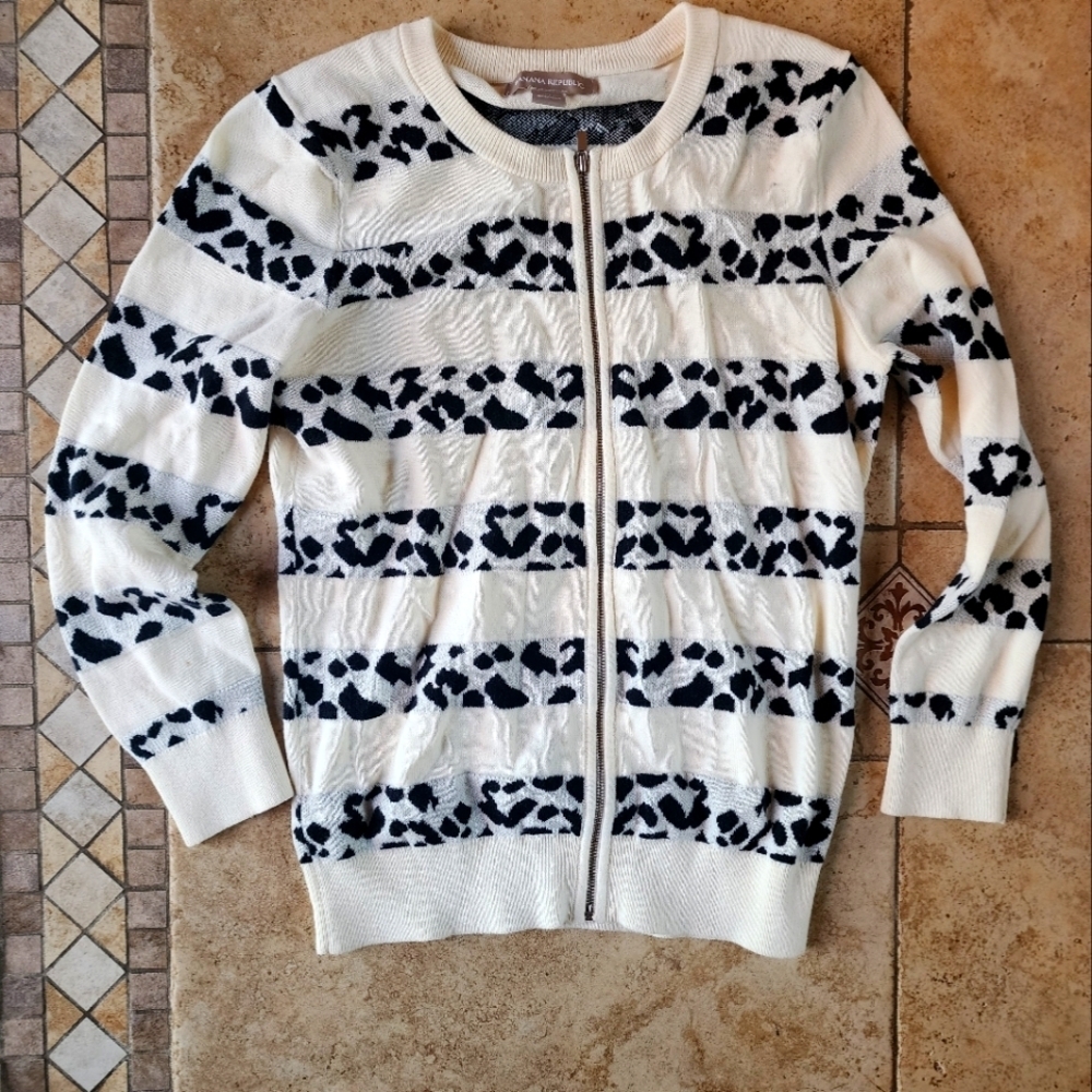Banana Republic sweater